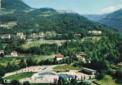 AK / Ansichtskarte  St-Claude  Saint-Claude 39 Jura Centre Nautique du Martinet et le Stade de Serger vue aérienne