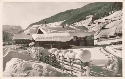 AK / Ansichtskarte  Gerlos Zillertal Tirol AT Teilansicht Wintersportplatz Zillertaler Alpen