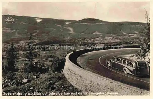 AK / Ansichtskarte  Schreiberhau Szklarska Poreba Riesengebirge PL Panorama Sudetenstrasse Blick gegen Riesengebirgskamm Bus