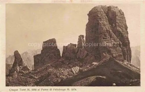 AK / Ansichtskarte  Cinque Torri 2362m Passo Falzarego 2117m Falzaregopass IT ai Passo di Falzarego Dolomiti