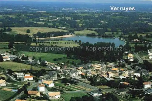 AK / Ansichtskarte  Verruyes Vue générale aérienne