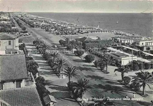 AK / Ansichtskarte  Marina di Massa Carrara Toscana IT Panorama della spiaggia