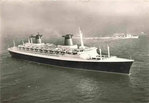 AK / Ansichtskarte  Dampfer Oceanliner French Line France 