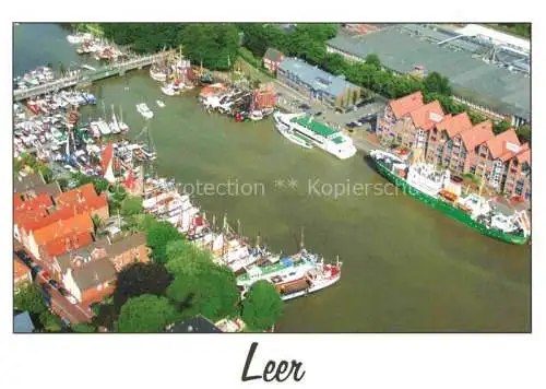 AK / Ansichtskarte  Leer Ostfriesland Traditionsschiffe im Leeraner Hafen