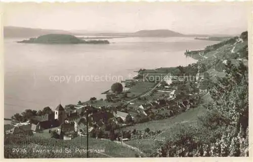 AK / Ansichtskarte  Twann Nidau BE am Bielersee Panorama mit St Petersinsel