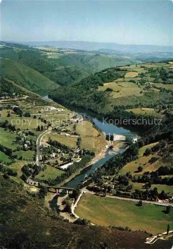 AK / Ansichtskarte  Chaudes-Aigues Le Pont de Lanau sur la Truyère vue aérienne