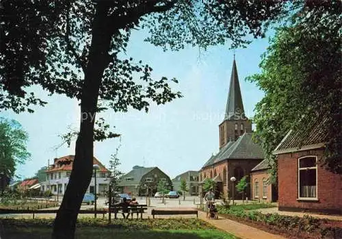 AK / Ansichtskarte  Lunteren NL Dorpsbrink met Oude Kerk