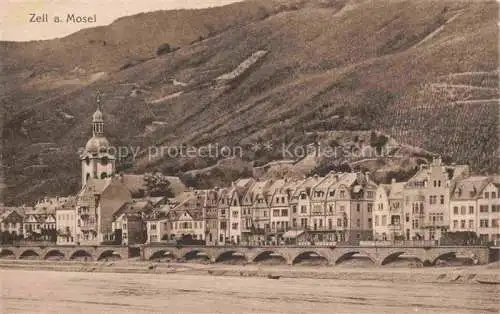 AK / Ansichtskarte  Zell Mosel Rheinland-Pfalz Blick ueber die Mosel