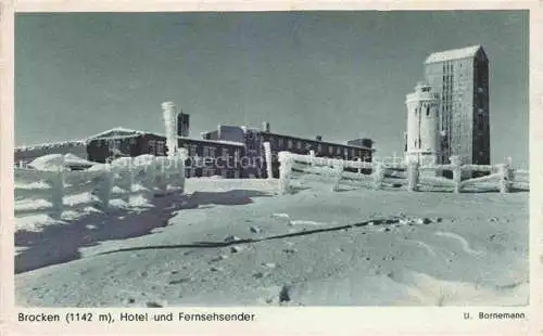 AK / Ansichtskarte  Wernigerode Harz Brocken mit Hotel und Fernsehsender im Winter