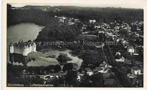 AK / Ansichtskarte  Gluecksburg  Ostseebad Ansicht mit Wasserschloss