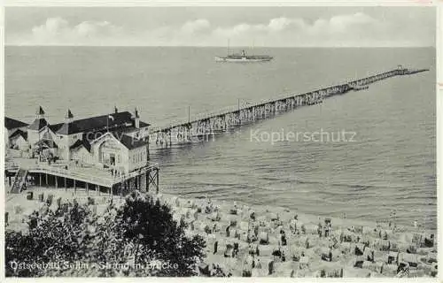 AK / Ansichtskarte  SELLIN  Ruegen Strand Seebruecke