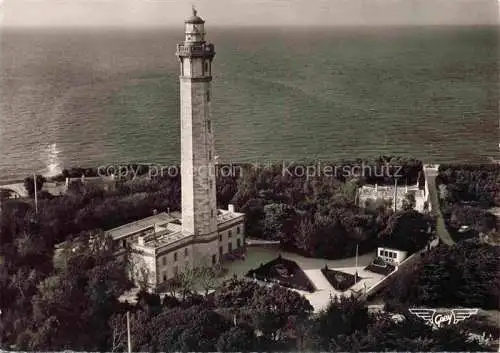 AK / Ansichtskarte  Leuchtturm Lighthouse Faro Phare-- Ile de re Baleines