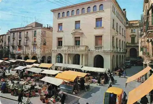 AK / Ansichtskarte  Figueras Figueres Gerona Cataluna ES Plaza del Caudillo en día de mercado Markttag