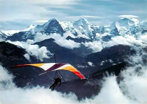 AK / Ansichtskarte  Segelflug Gliding Vol-Voile Vuolo-a-Vela Volo-a-Vela-- Niederhorn Beatenberg Deltasegler Eiger Moench Jungfrau