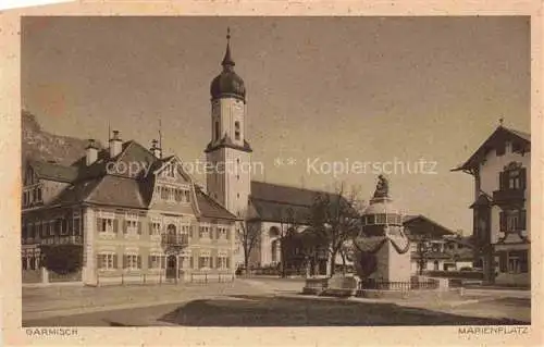 AK / Ansichtskarte  GARMISCH-PARTENKIRCHEN Marienplatz