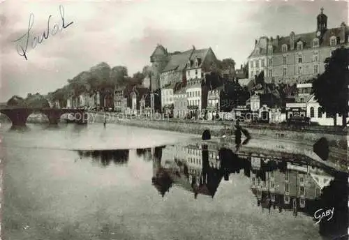 AK / Ansichtskarte  LAVAL  53 Mayenne La Mayenne et le Chateau