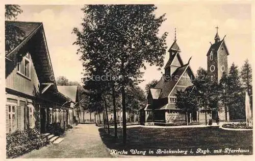 AK / Ansichtskarte  Brueckenberg Krummhuebel Riesengebirge PL Kirche Wang mit Pfarrhaus