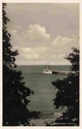 AK / Ansichtskarte  LUBMIN Ostseebad Blick zur Seebruecke Anleger