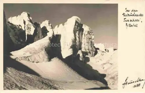 AK / Ansichtskarte  Tux Tirol AT Panorama Bergwelt im Winter Eisbruecken des Tuxerkees Zillertaler Alpen