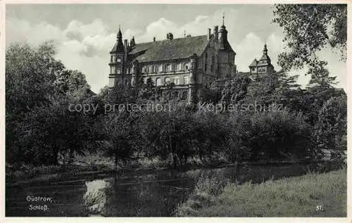 AK / Ansichtskarte  Guestrow Mecklenburg Vorpommern Schloss