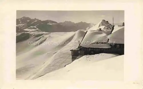 AK / Ansichtskarte  Ulmerhuette 2280m Vorarlberg AT Berghuette Alpen Winterpanorama