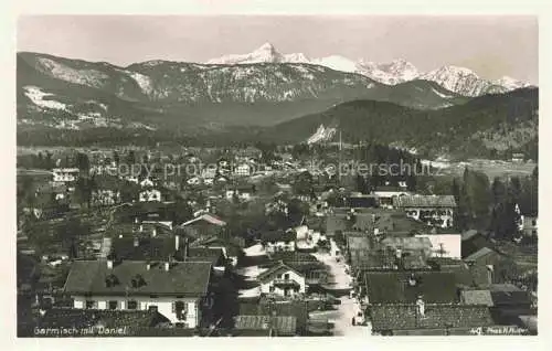 AK / Ansichtskarte  GARMISCH-PARTENKIRCHEN Panorama Blick gegen Daniel Ammergauer Alpen Serie Deutsche Heimatbilder