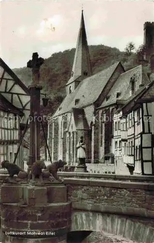 AK / Ansichtskarte  Monreal Eifel Hotel Restaurant Loewenburg Kirche Brunnen