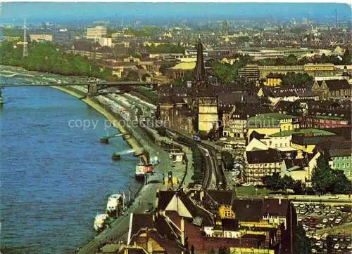 AK / Ansichtskarte  DuessELDORF Stadtpanorama Rheinufer mit dem Schlossturm