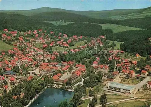 AK / Ansichtskarte  Braunlage Fliegeraufnahme mit Blick auf Kurhaus Jermersteinviertel und Achtermann