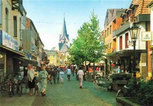 AK / Ansichtskarte  Kempen Niederrhein Engerstrasse Fussgaengerzone Blick zur Kirche