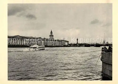 AK / Ansichtskarte  Leningrad St-Petersbourg ST-PETERSBURG RU University Embankment viewed from the Neva 