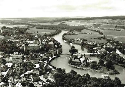 AK / Ansichtskarte  Neuburg  Donau Bayern Panorama Schloss Donau