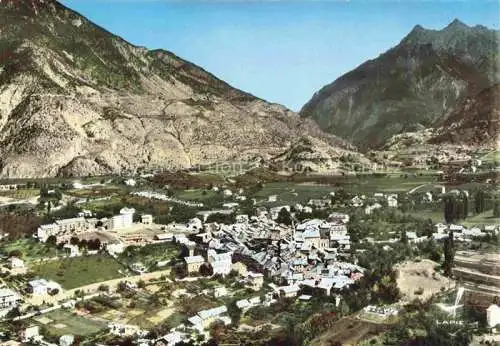 AK / Ansichtskarte  Guillestre Briancon 05 Hautes-Alpes Vue aerienne