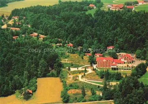 AK / Ansichtskarte  Schoefweg Sporthotel und Feriendorf Sonnenwald Fliegeraufnahme