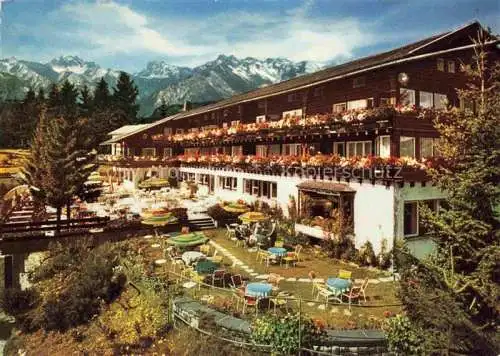 AK / Ansichtskarte Sonthofen  Oberallgaeu Kur- und Sporthotel Allgaeuer Berghof Allgaeuer Alpen