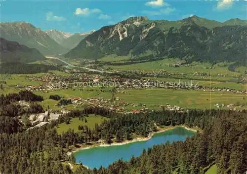 AK / Ansichtskarte Reutte Tirol AT Panorama mit Urisee Alpen