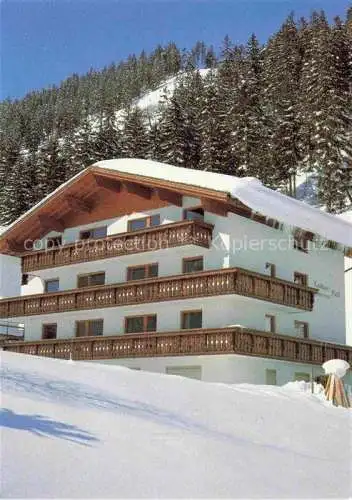 AK / Ansichtskarte Bach Lechtal Tirol AT Landhaus Friedl Ferienwohnungen Winterlandschaft