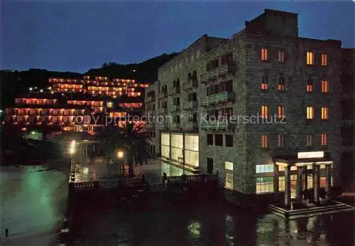 AK / Ansichtskarte BUDVA Montenegro Hotel Avala am Abend