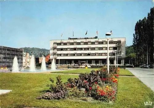 AK / Ansichtskarte Chaudfontaine Belgie Palace Hotel Springbrunnen