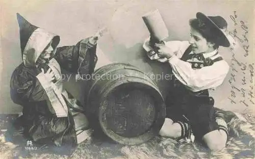 AK / Ansichtskarte Muenchner Kindl MueNCHEN Bier Fass Kinder
