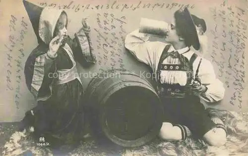 AK / Ansichtskarte Muenchner Kindl MueNCHEN Bier Fass Kinder