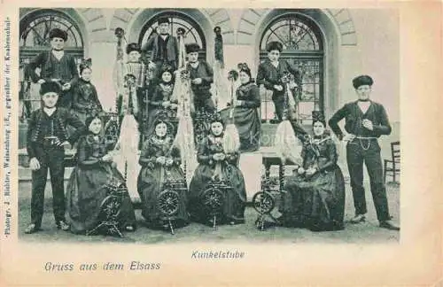 AK / Ansichtskarte Spinnen_Handwerk Kunkelstube Elsass Frauen Maenner  
