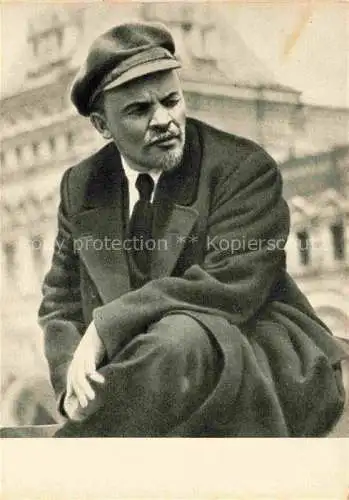 AK / Ansichtskarte LENIN Wladimir Iljitsch Politik Politics Politique Moskau Parade Wsewobutscha 