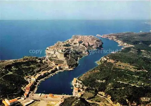 AK / Ansichtskarte Bonifacio_2A_Corse_du_Sud Vue spectaculaire du port et de la ville Falaises vue aerienne 