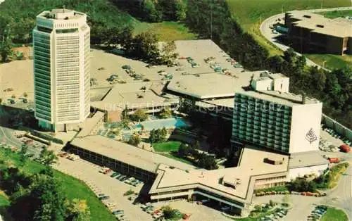 AK / Ansichtskarte Leslie Don Mills TORONTO Canada Inn on the Park a four seasons hotel arial view