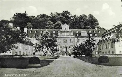 AK / Ansichtskarte Ehreshoven Engelskirchen NRW Schlosshof Restaurant Schloss-Café