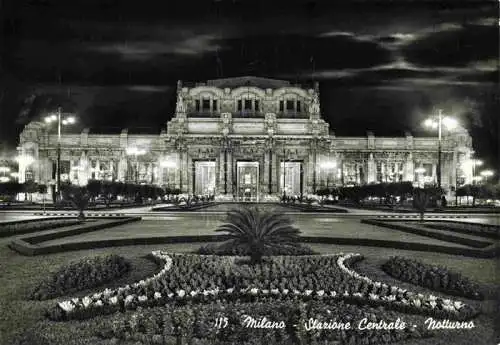 AK / Ansichtskarte MILANO Mailand IT Stazione Centrale Notturno