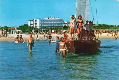 AK / Ansichtskarte RICCIONE RIMINI IT Hotel Soraya Bootspartie Strand