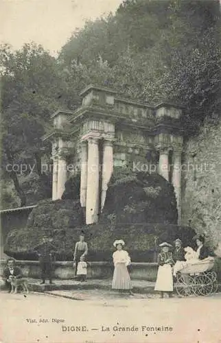 AK / Ansichtskarte Digne_ les Bains_04_Alpes de Haute Provence La grande fontaine 