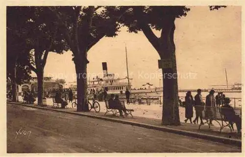 AK / Ansichtskarte Evian les Bains_74_Haute Savoie Le port 